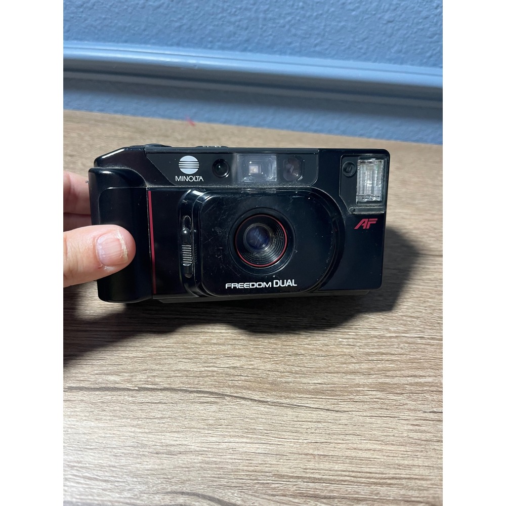 Minolta Freedom Dual‎ AF 35mm Point & Shoot Film Camera - PARTS only